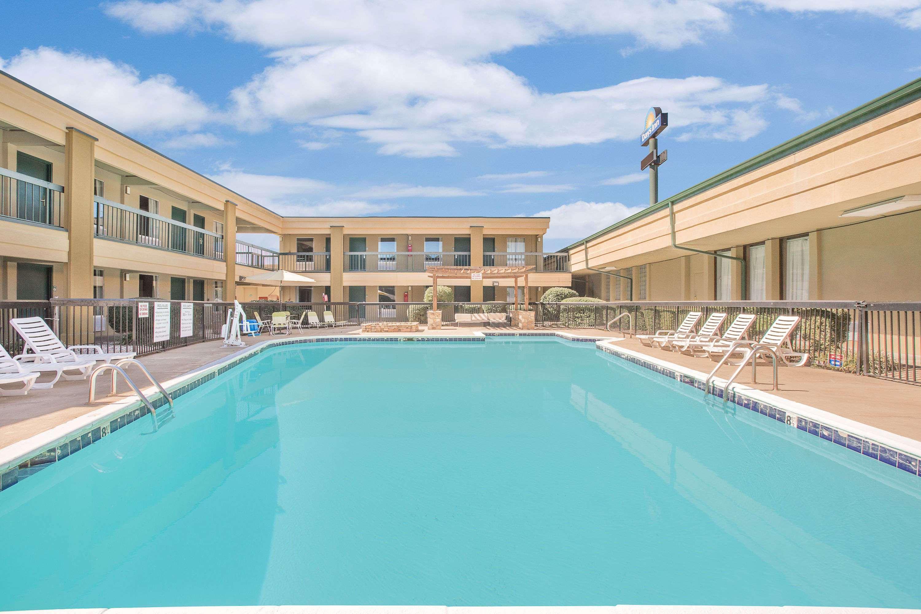 Days Inn By Wyndham Attalla Exteriér fotografie